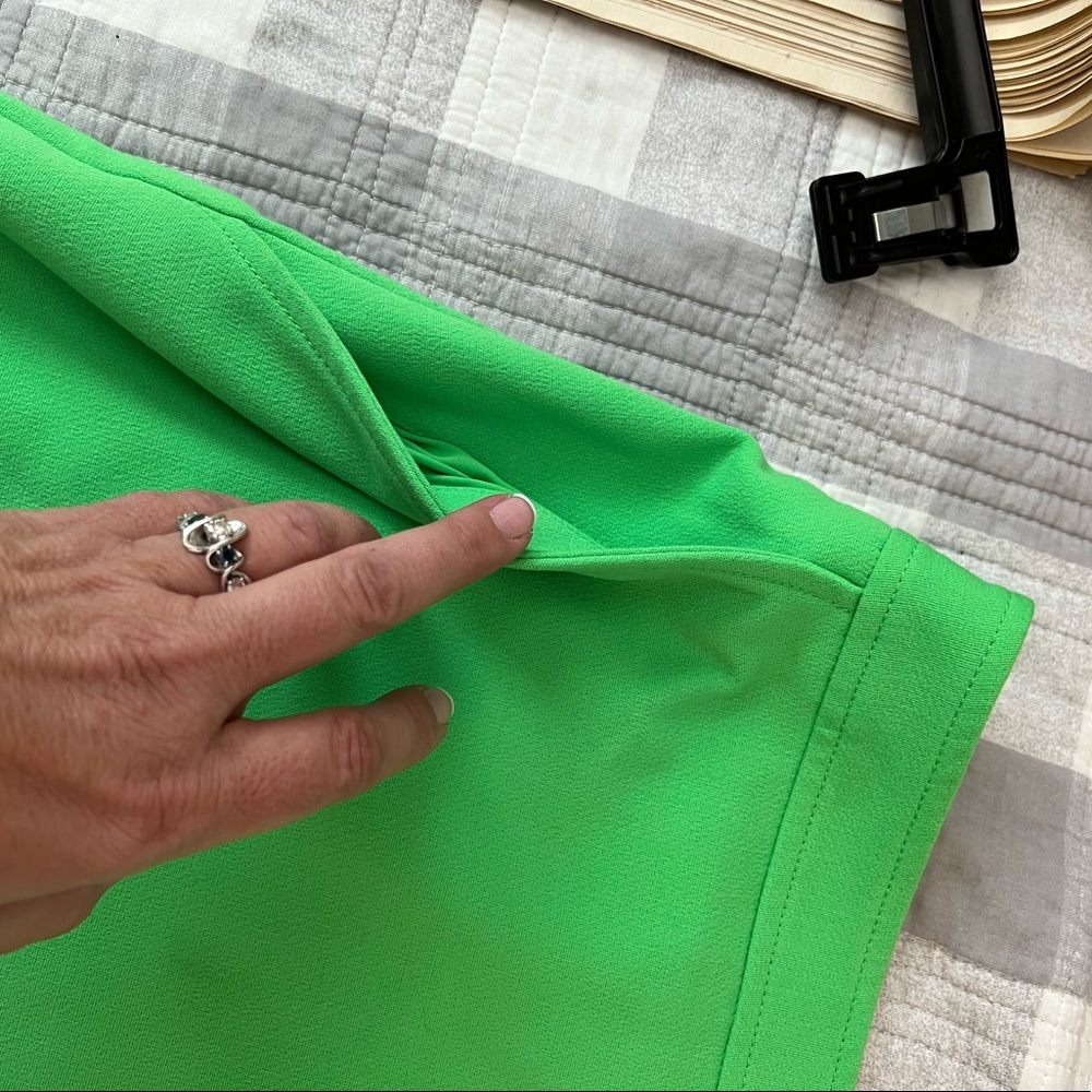 Banana Republic Mini Skirt - Picture 3 of 8